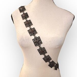 Vintage 1990’s Women’s Nine & Company Wrought Iron Obsidian Stone Chain Belt